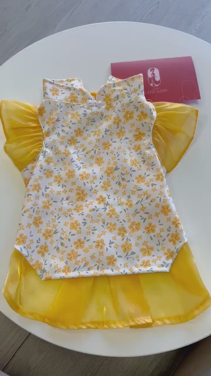 Pet Yellow Wing Sleeves Daisy Ao Dai 14-15B