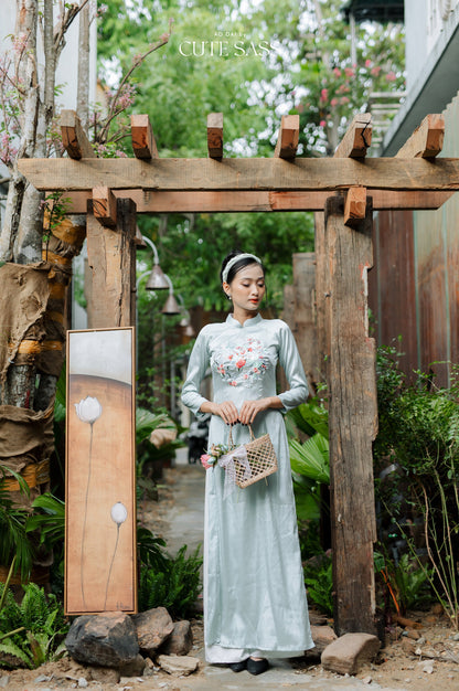 Blue Sparkle Embroidery Lua Xuoc Ao Dai Set 