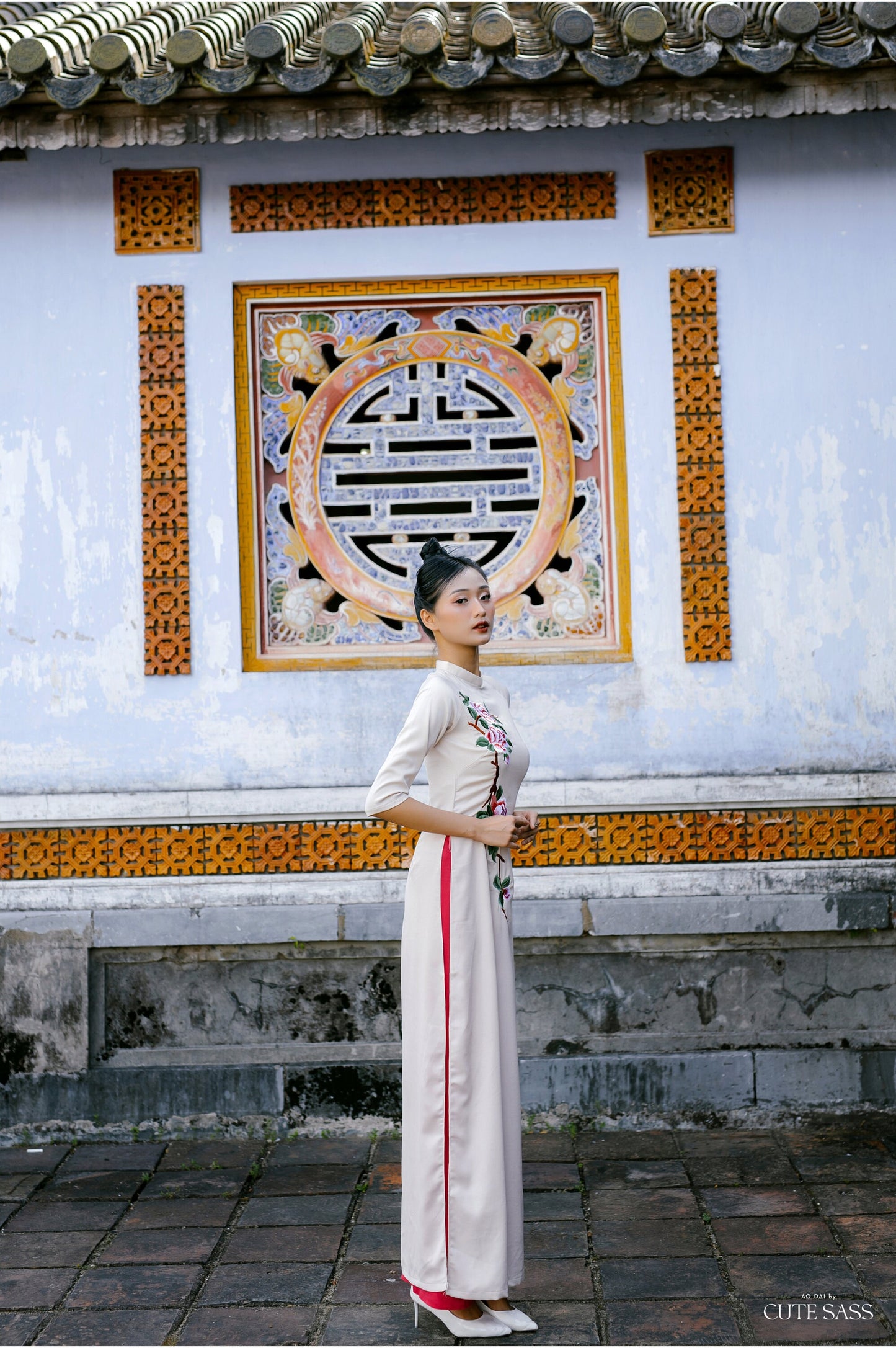 Cream Silk Embroidery Ao Dai Set | Pre-made Traditional Vietnamese Ao Dai| Women Ao Dai with Pants | Lunar New Year| Ao Dai Truyen Thong