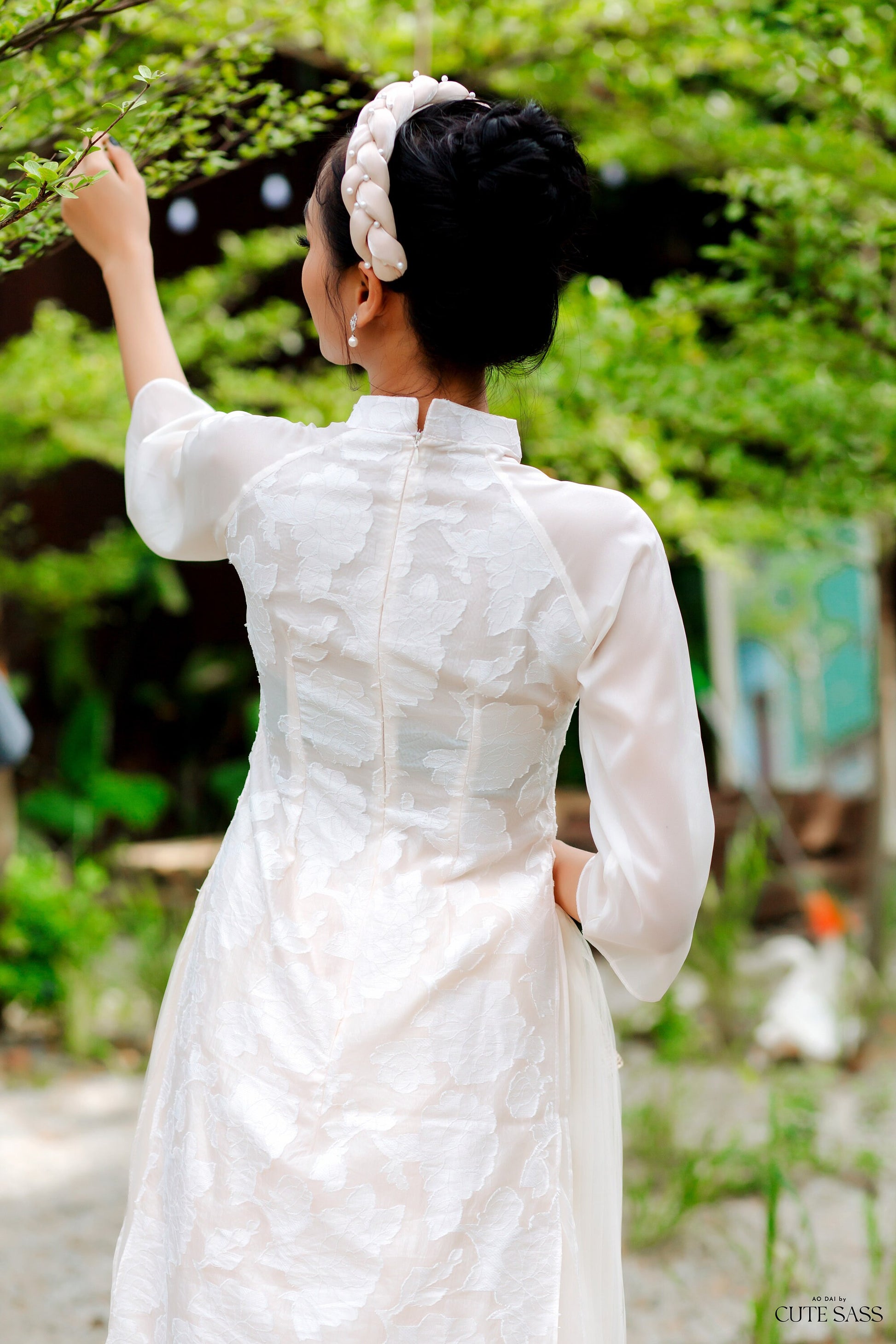 Lace Cream Ao Dai with Skirt