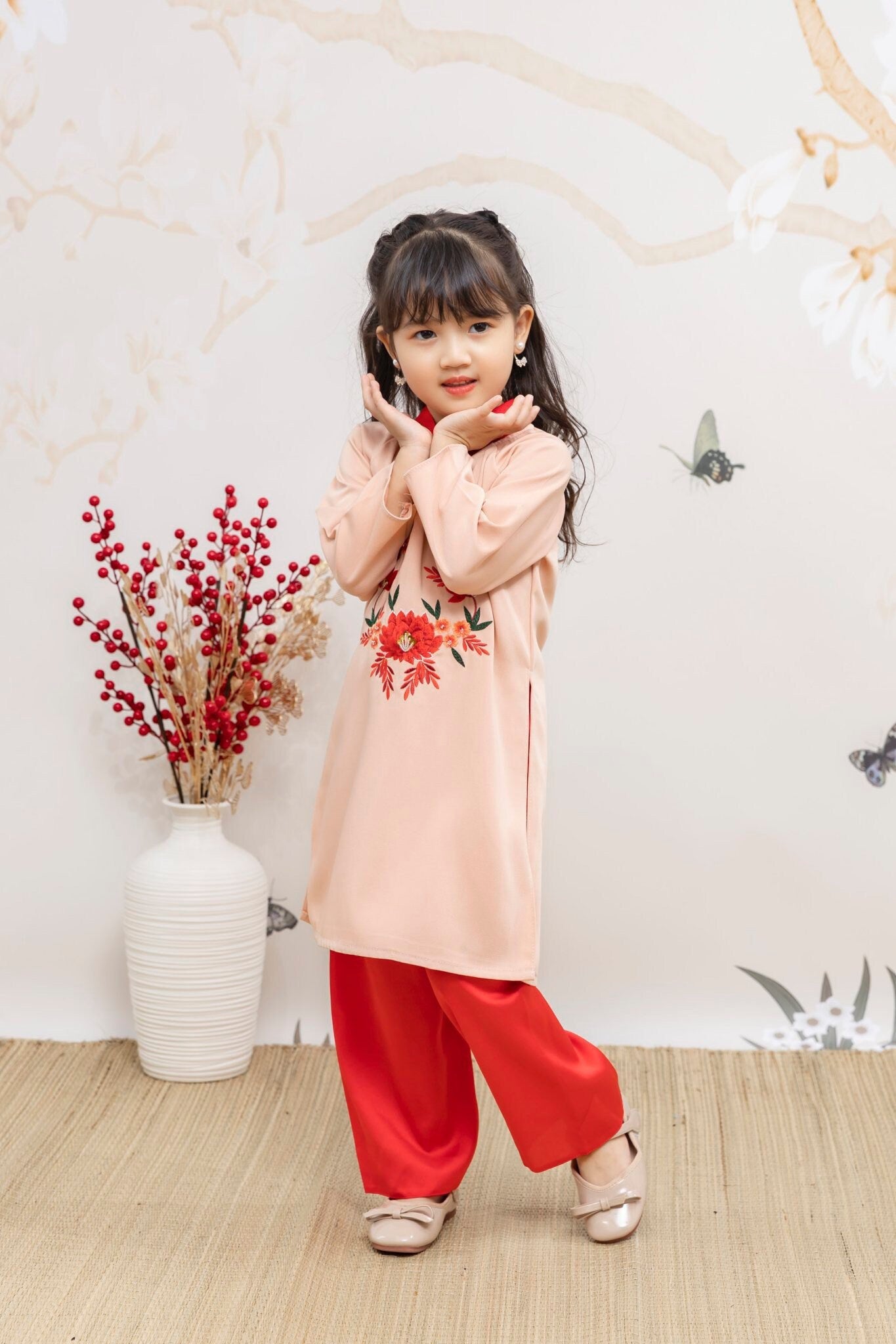 Mom and Daughter Pink / Red Embroidery Matching Ao Dai Set