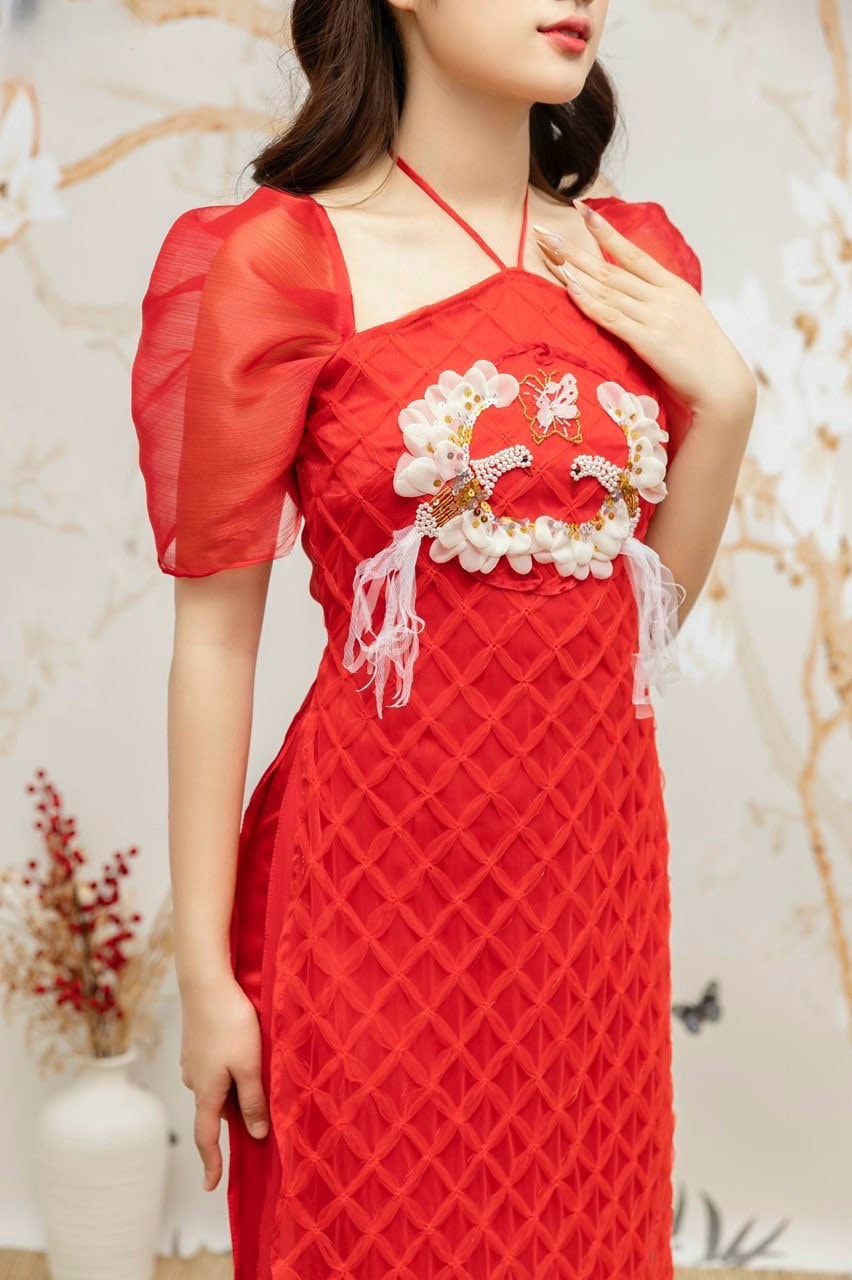 Red Sparkle Feather Puffy Sleeves Ao Dai Set