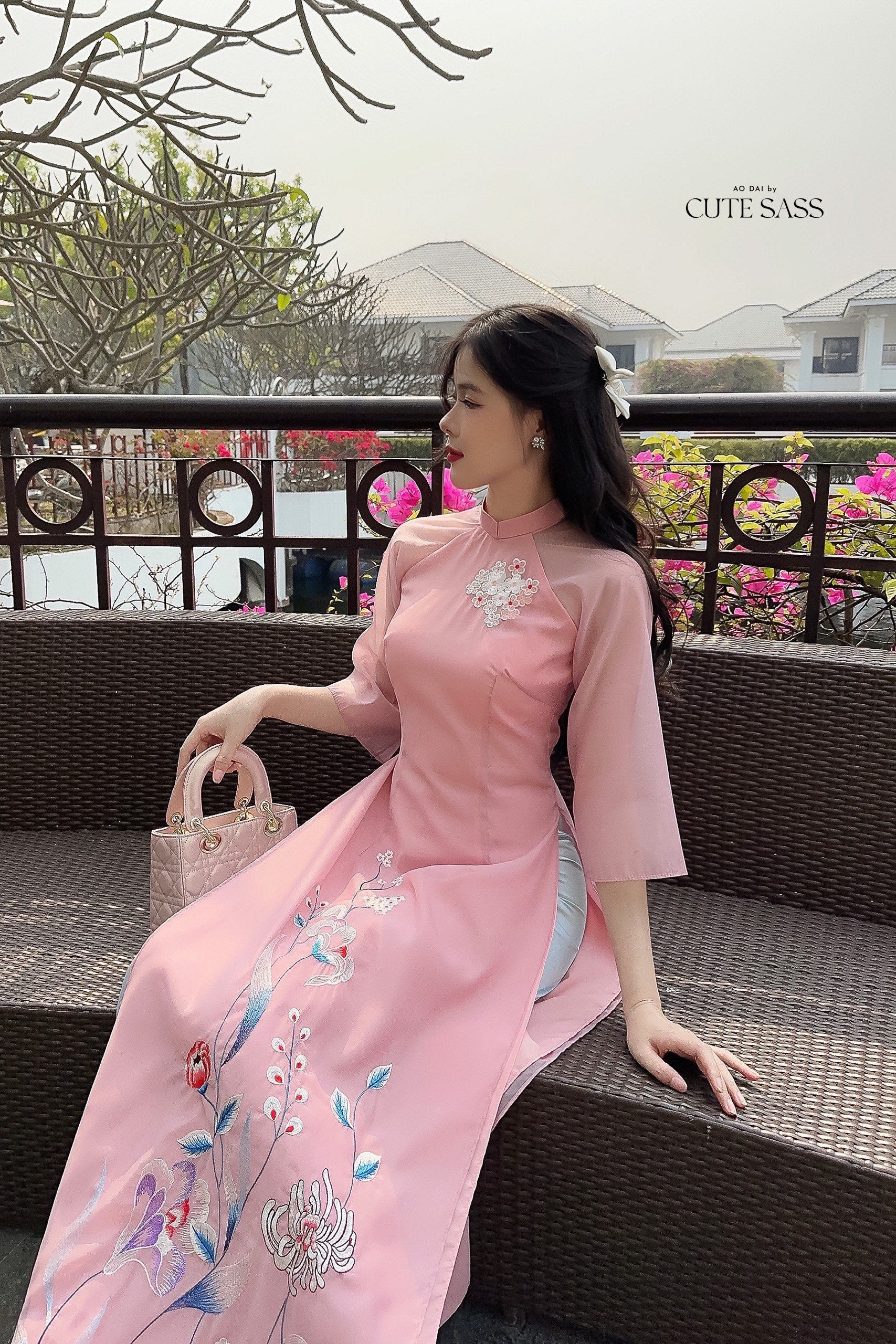 Pink Embroidery Flowers Ao Dai Set | Pre-made Modernized Vietnamese Ao Dai | Women Ao Dai with Pink Pants | Lunar New Year| Ao Dai Cach Tan
