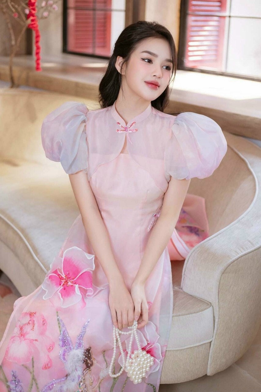 Pink Puffy Sleeve 3D Flower Ao Dai Set | Pre-made Modernized Vietnamese Ao Dai| Women Ao Dai with Pants|Lunar New Year|Ao Dai Cach Tan