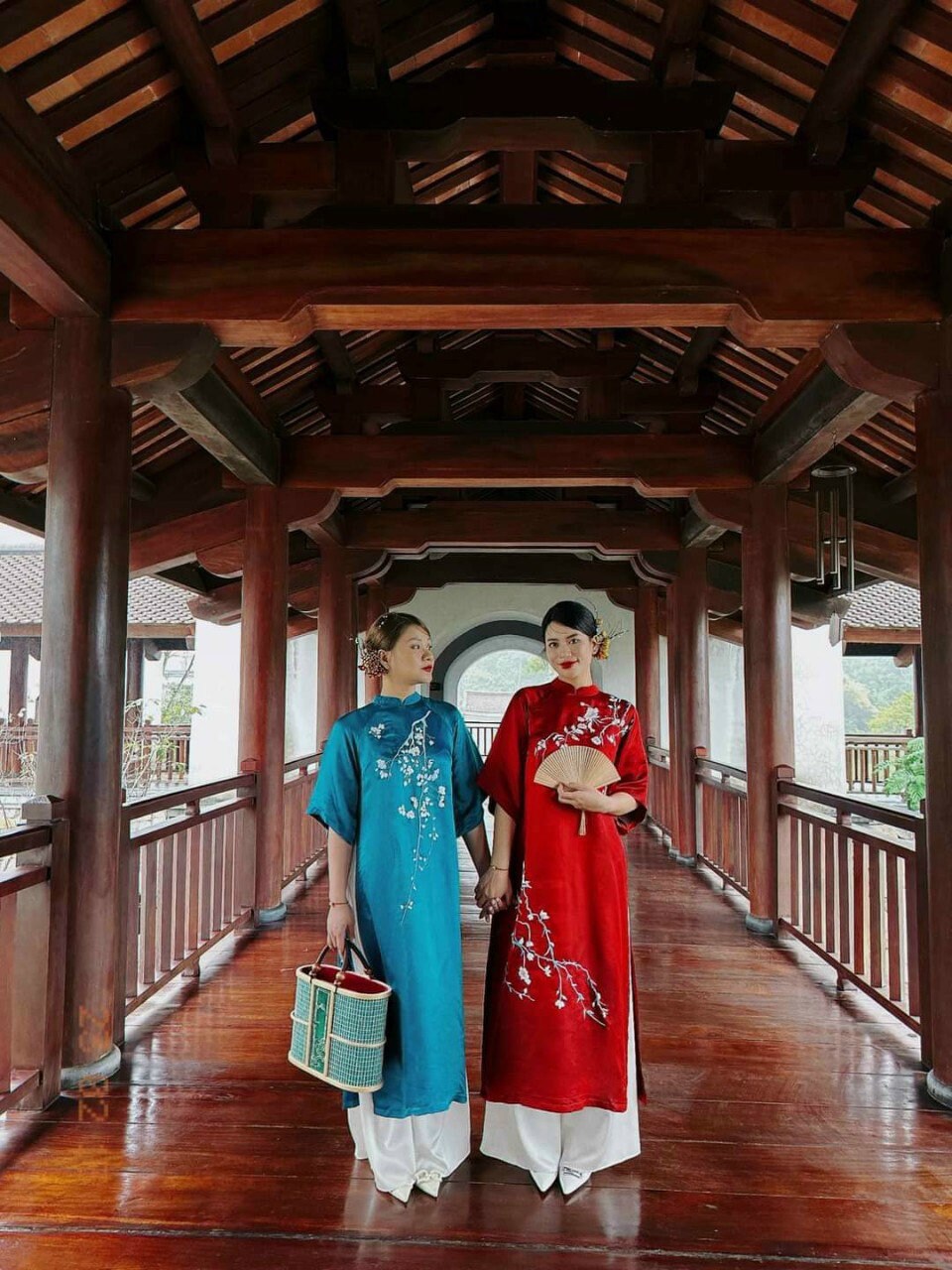 Shifted Embroidery Prussian Blue/Red Ao Dai Set |Pre-made Vietnamese Ao Dai|Women Ao Dai with Pants |Lunar New Year| Ao Dai Truyen Thong| H3