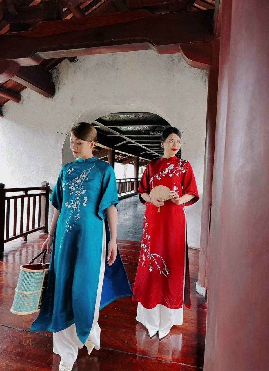 Shifted Embroidery Prussian Blue/Red Ao Dai Set |Pre-made Vietnamese Ao Dai|Women Ao Dai with Pants |Lunar New Year| Ao Dai Truyen Thong| H3
