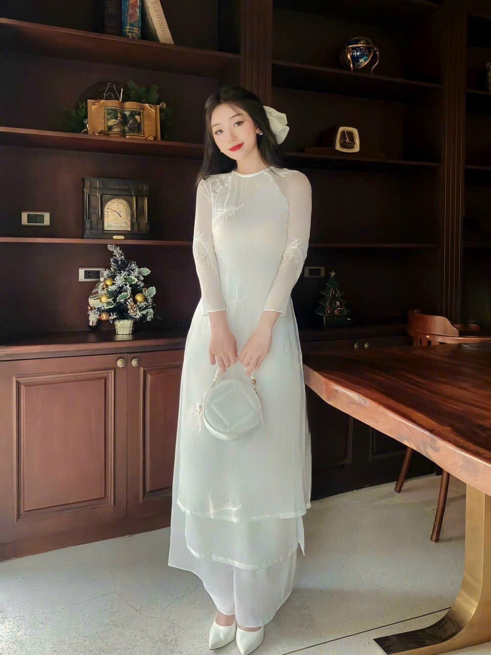 White Chiffon Embroidery Feathers Ao Dai Set | Pre-made Modernized Vietnamese Ao Dai | Women Ao Dai with Pants | Lunar New Year|