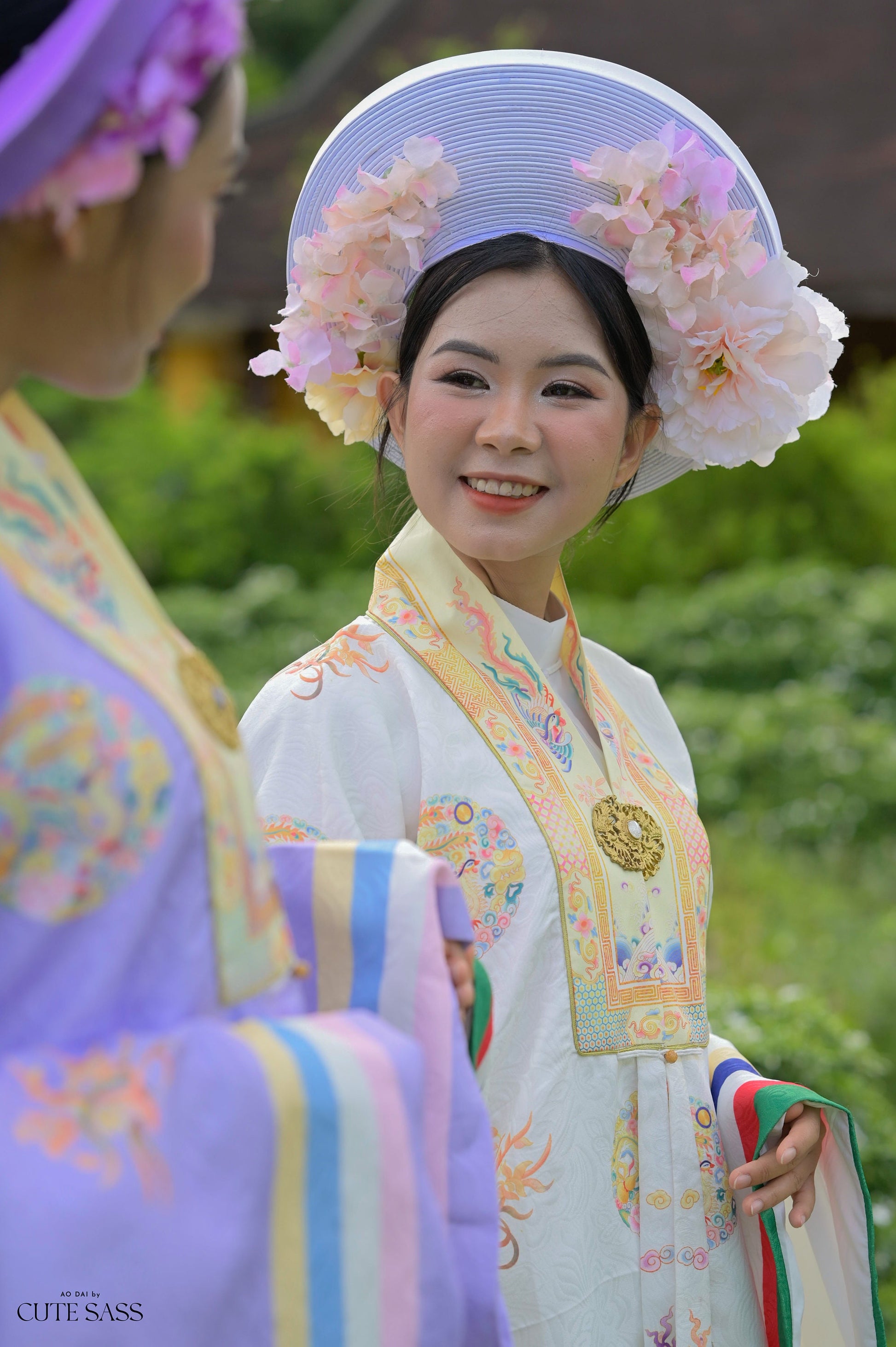 Floral Khan Vanh - Round Head Piece (Purple, Pink, White) | Vietnamese Ao Dai Accessories | Khan Dong | Vietnamese Ao Dai Wedding Accessory