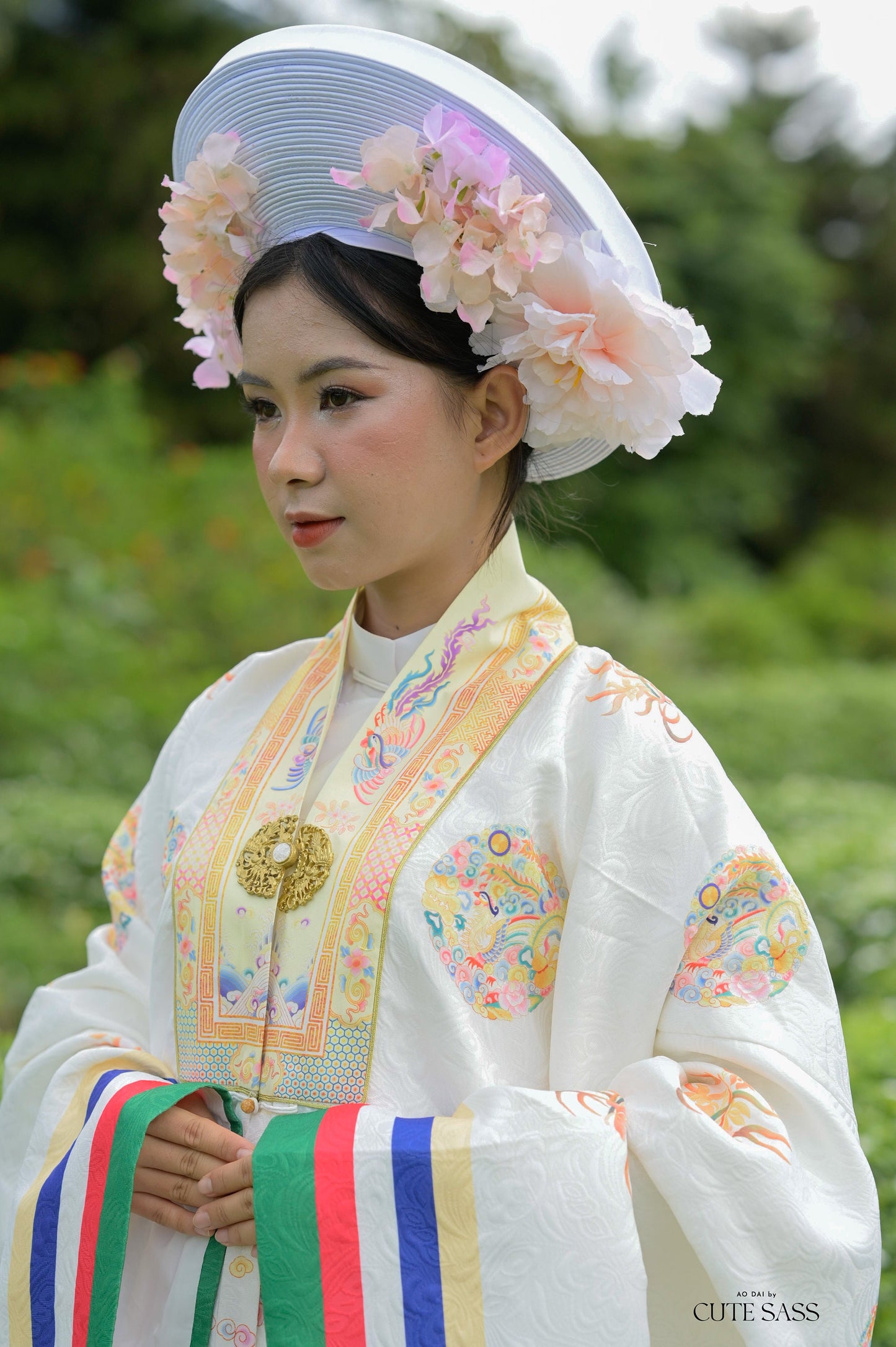 Floral Khan Vanh - Round Head Piece (Purple, Pink, White) | Vietnamese Ao Dai Accessories | Khan Dong | Vietnamese Ao Dai Wedding Accessory