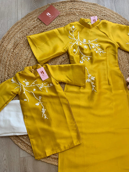 Mom and Daughter Yellow Ribbons Matching Ao Dai Set