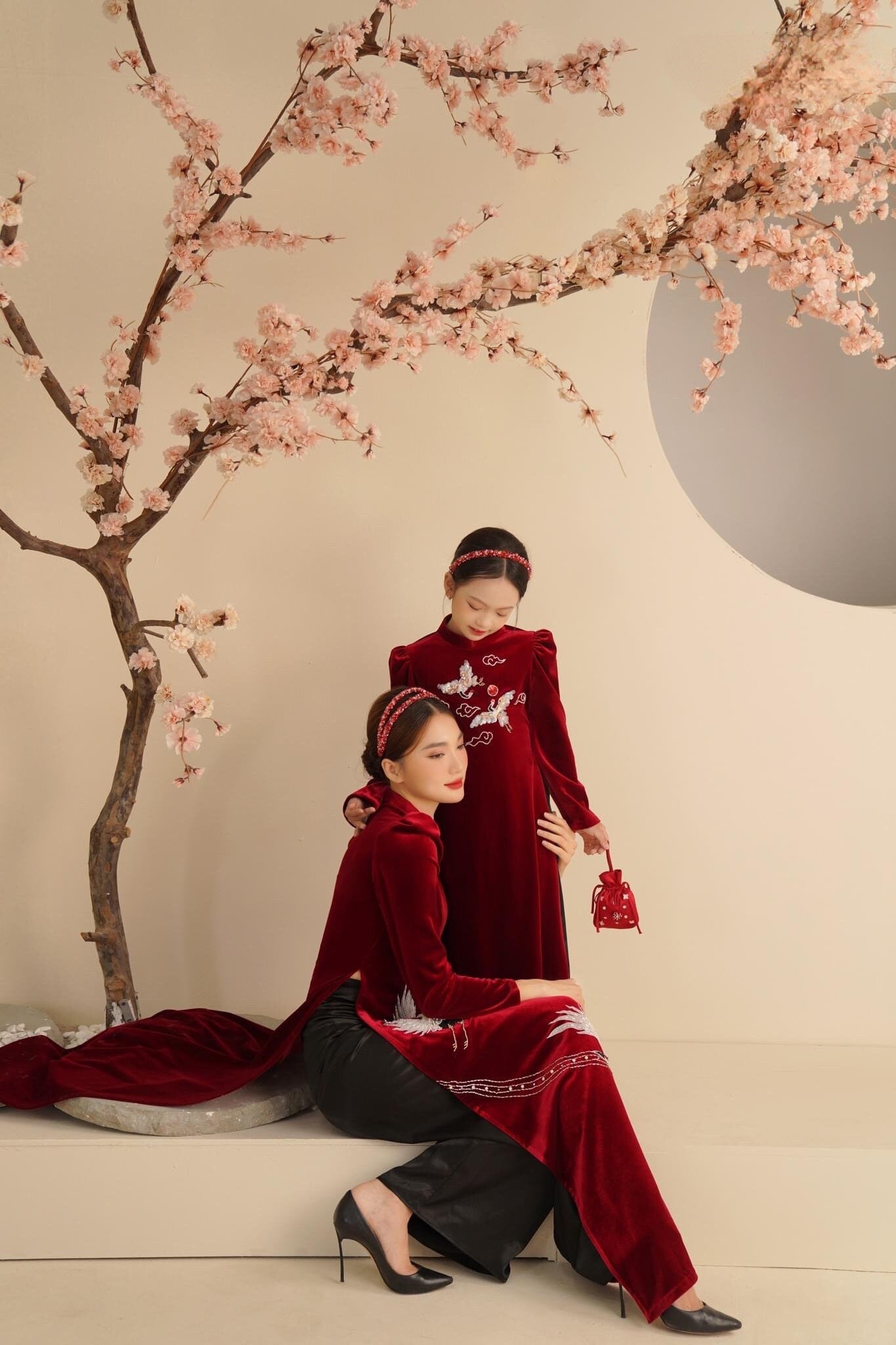 Mom and Daughter Red Velvet Phoenix Ao Dai Set| Pre-made Traditional Vietnamese Ao Dai| Lunar New Year | Ao Dai for Girl, Mom |Ao Dai Tet|
