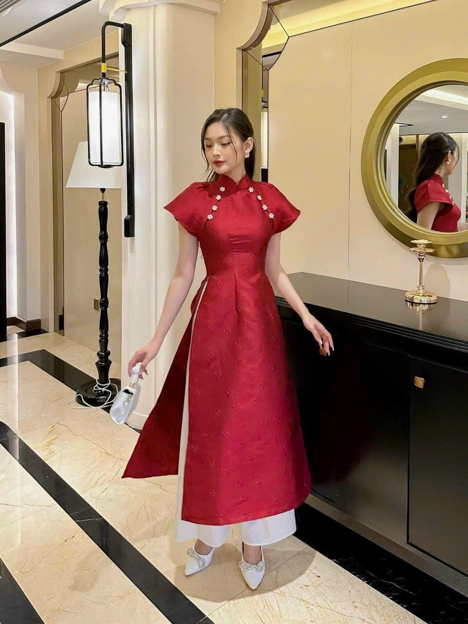 Red Short Sleeve with Pearl Flowers Ao Dai Set | Pre-made Modernized Vietnamese Ao Dai | Ao Dai with Pants| Lunar New Year| Ao Dai Cach Tan|