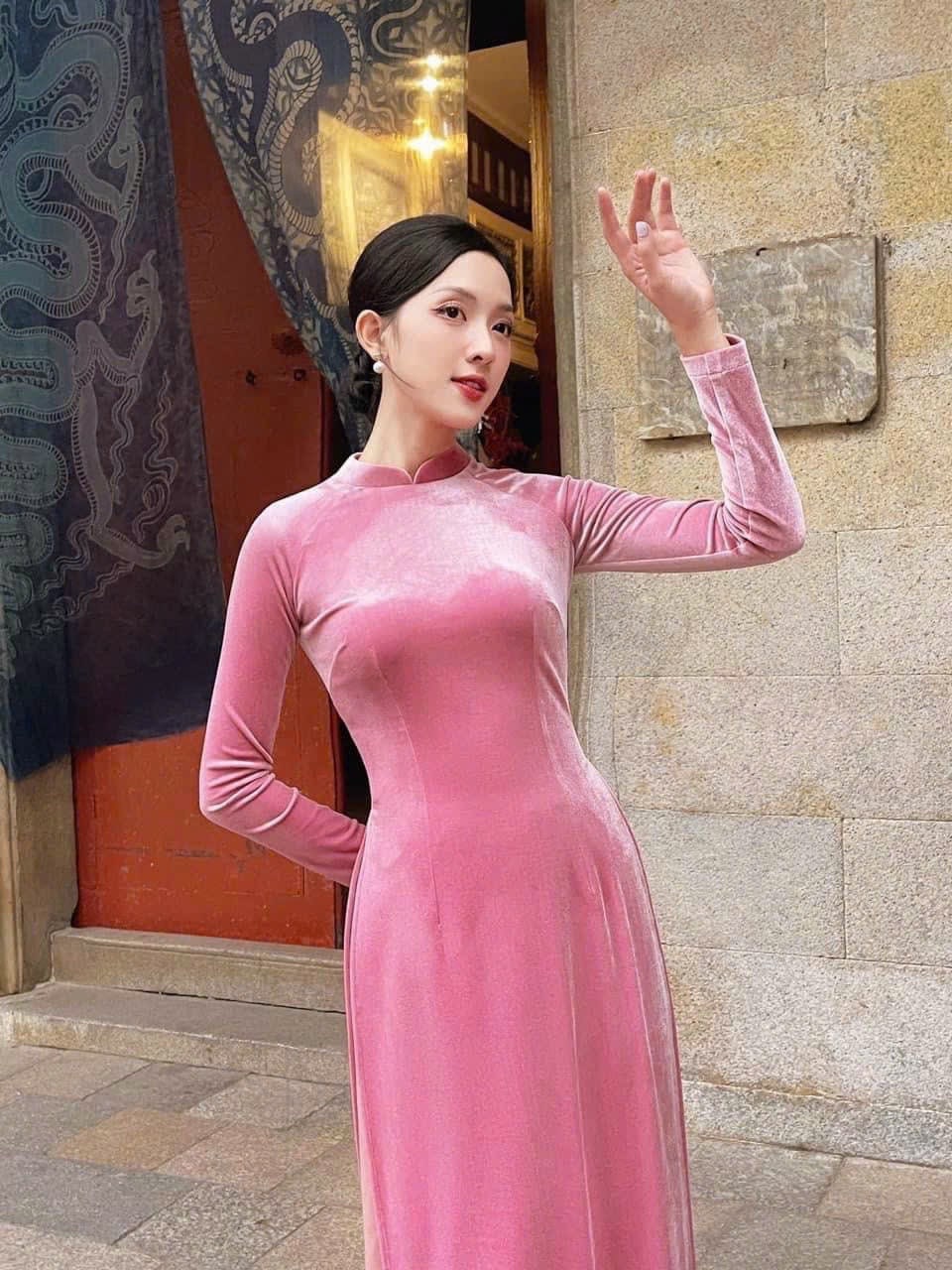 Light Pink Velvet Plain Ao Dai Top Only, NO PANTS | Pre-made Traditional Vietnamese Ao Dai | Lunar New Year| Ao Dai Truyen Thong