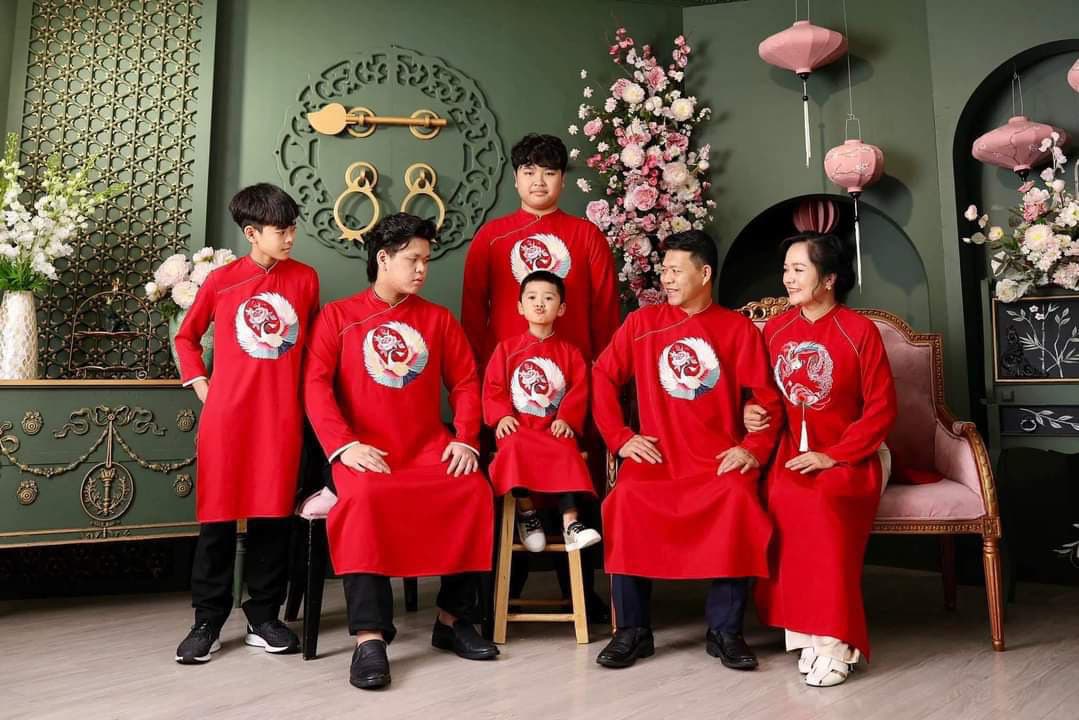 Men and Boy Embroidery Red Embroidery Ao Dai Top | Pre-made Vietnamese Ao Dai| Lunar New Year | Ao Dai for Girl, Mom, Dad, Boy|Ao Dai Tet|L3