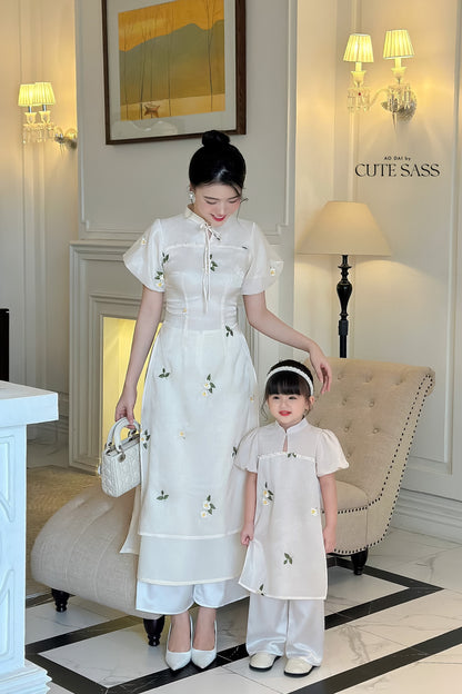 Mom and Daughter Cream Mini Flowers Ao Dai Set| Pre-made Traditional Vietnamese Ao Dai | Lunar New Year | Ao Dai for Girl, Mom|