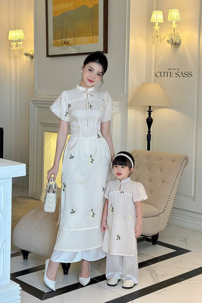 Mom and Daughter Cream Mini Flowers Ao Dai Set| Pre-made Traditional Vietnamese Ao Dai | Lunar New Year | Ao Dai for Girl, Mom|