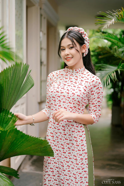 White/Red Hoa Ao Dai Set with Twisted Headband