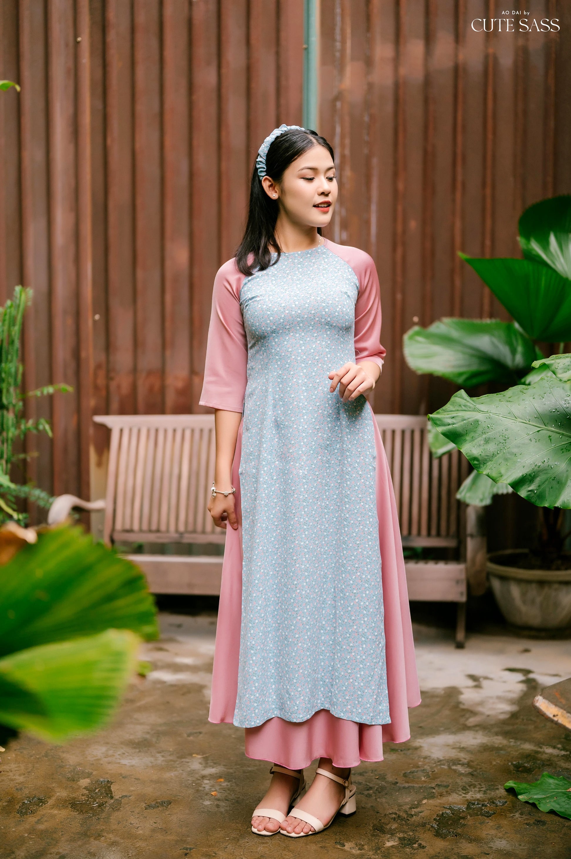 Mom and Daughter Blue Hoa Matching Ao Dai Skirt Set with Headband| Pre-made Vietnamese Ao Dai| Lunar New Year | Ao Dai for Girl, Mom|