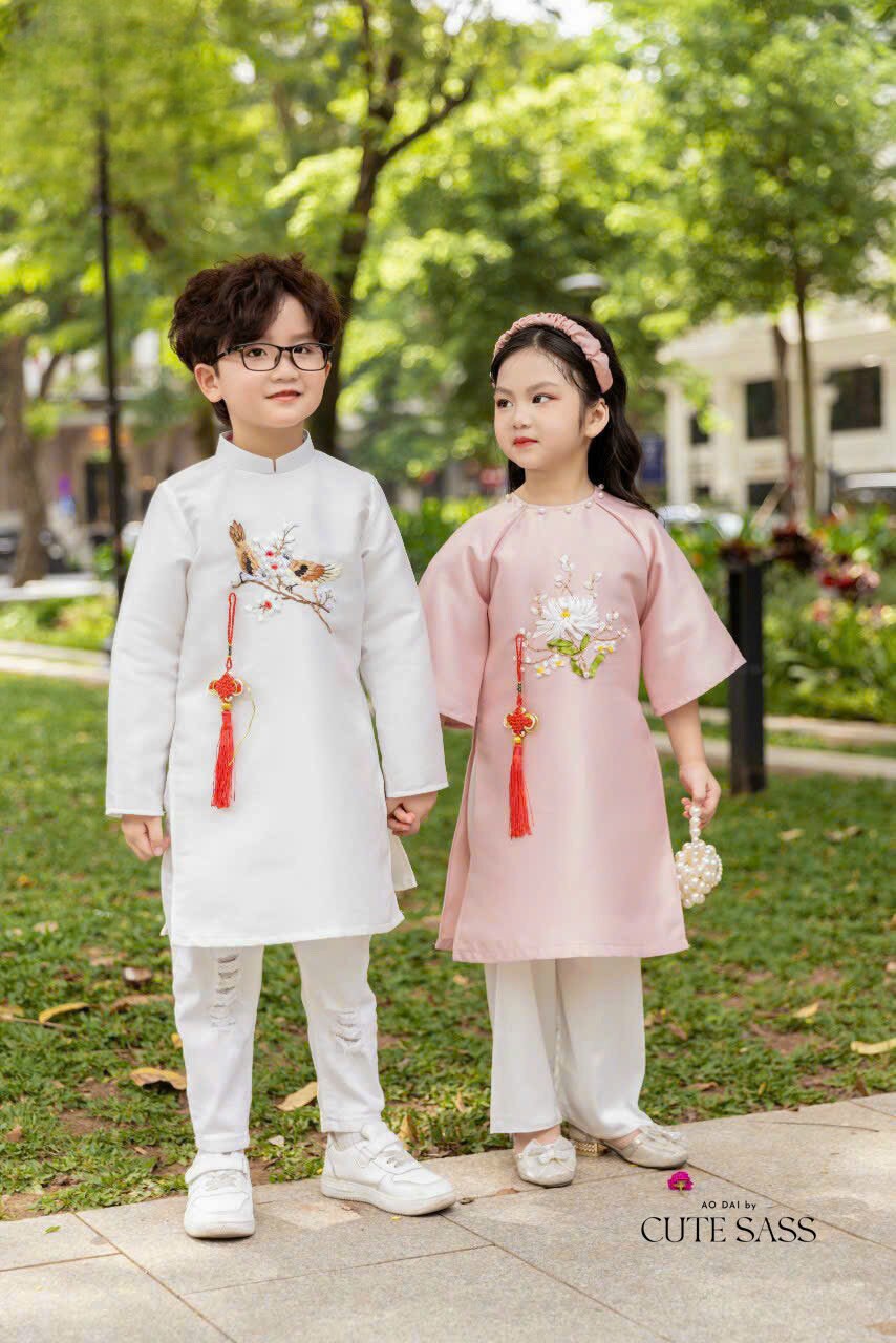 Family White/Pink Ribbon Ao Dai Set| Pre-made Traditional Vietnamese Ao Dai| Lunar New Year | Ao Dai for Girl, Mom, Dad, Boy | Ao Dai Tet|