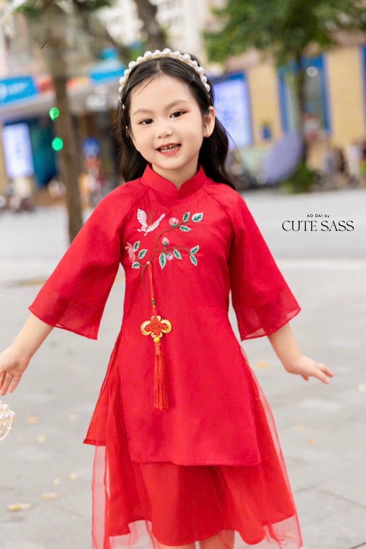 Mom and Daughter Red Embroidery Ao Dai Set| Pre-made Traditional Vietnamese Ao Dai| Lunar New Year | Ao Dai for Girl, Mom |Ao Dai Tet|M3M4