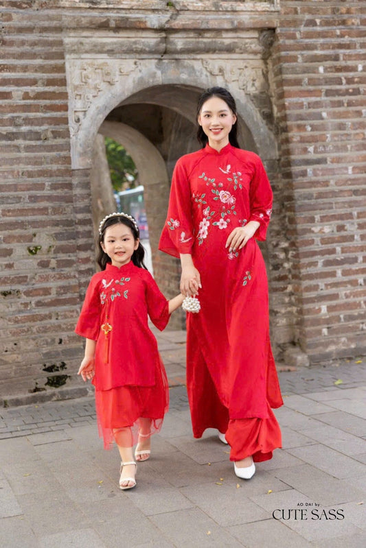 Mom and Daughter Red Embroidery Ao Dai Set| Pre-made Traditional Vietnamese Ao Dai| Lunar New Year | Ao Dai for Girl, Mom |Ao Dai Tet|M3M4