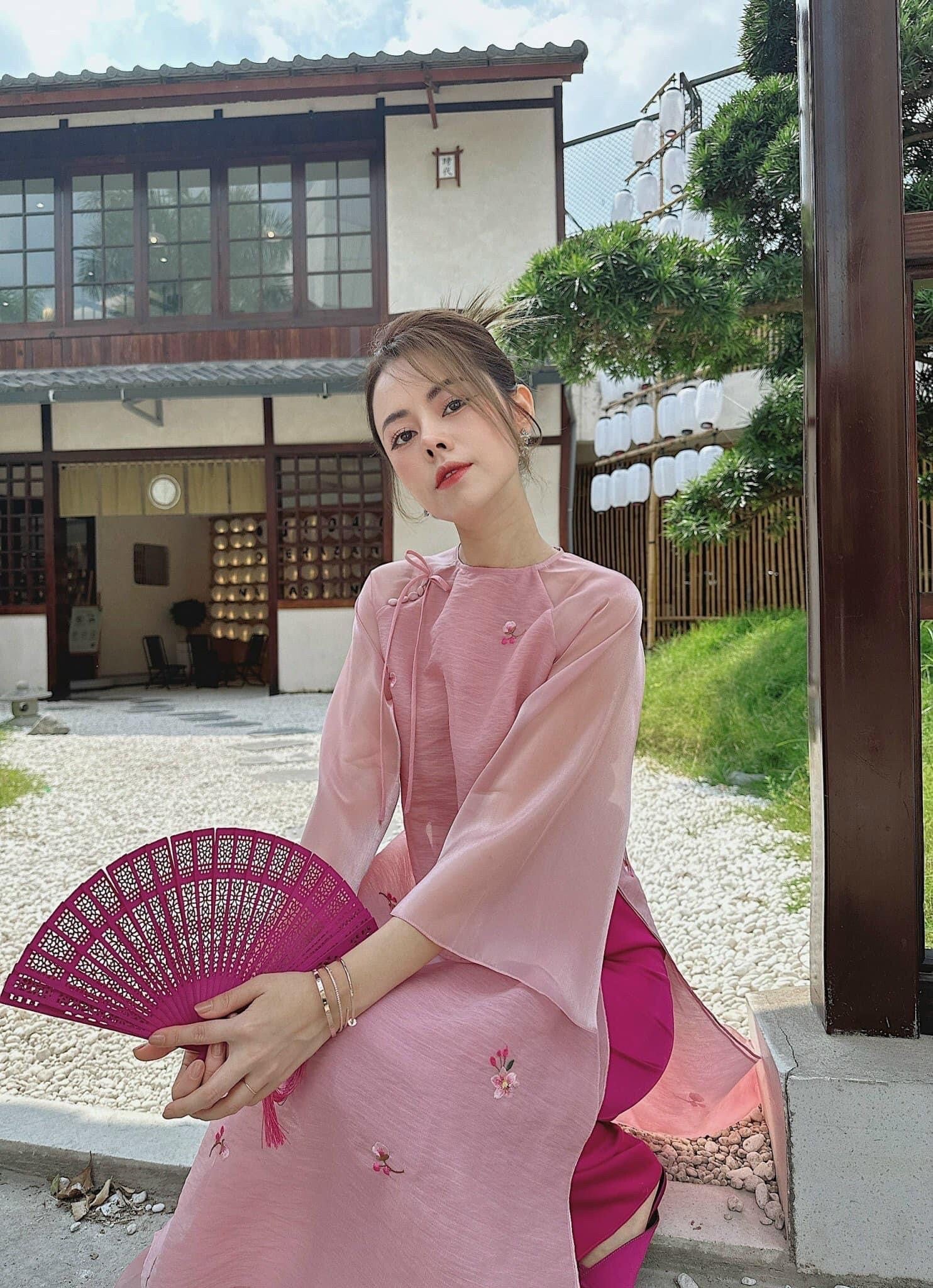 Shifted Pink Chiffon Embroidery Ao Dai Set| Pre-made Modernized Vietnamese Ao Dai | Pastel Ao Dai | Lunar New Year|